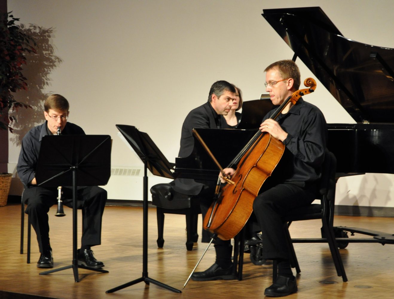 The Truman State University Trio featured performances by Jesse Krebs on the clarinet, Brian Kubin on the cello, and Ilia Radoslavov on the piano.
Bartholome Rondet/Winonan