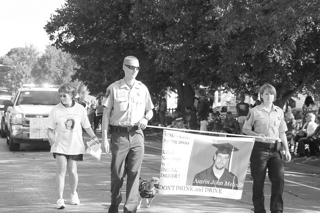 Several Winona police officers marched in the homecoming parade on Saturday, Sept. 26. (Photo by Sara Tiradossi)
