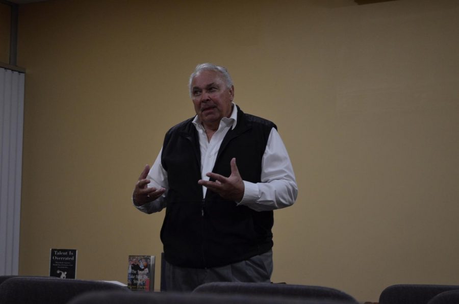Winona State alumnus and athletic hall of fame member Rick Starzecki speaks to students about different strategies to coaching last Thursday, Oct. 19 in Kryzsko Commons.