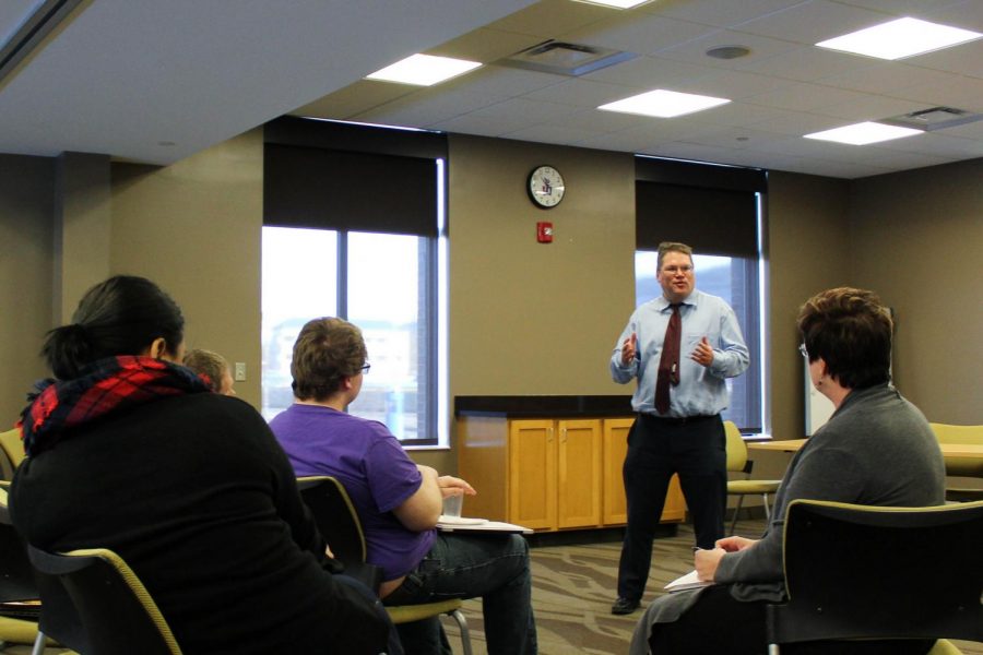 The Winona State Commission on Academic Freedom and Free Speech hosted forums in Haake Hall on Tuesday, April 17 and Wednesday, April 18 for students and community members to discuss the role the university plays in protecting and promoting free speech.