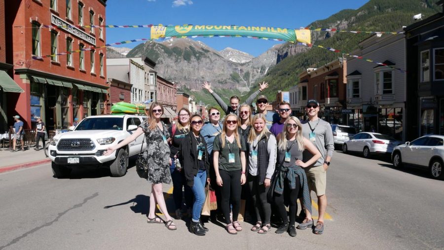 The students of the 2018 travel study to Telluride, Colorado for the Mountainfilm Film Festival stand in the towns center. The festival showcases documentary films about environmental, political, cultural and social justice topics.  