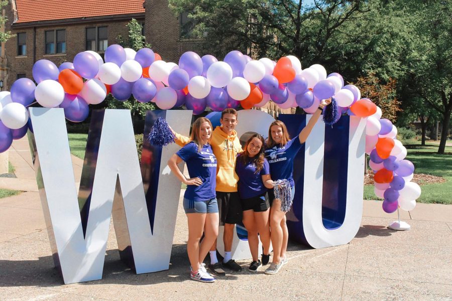Winona+State+University+held+its+first+event+of+September+and+its+first-ever+%E2%80%98I+Heart+WSU+Day%E2%80%99+event+outdoors+on+its+main+campus+on+Wednesday%2C+Sept.+1.+From+1-3%3A30+p.m.%2C+hundreds+of+students+attended+the+event+and+its+various+offered+activities%2C+including+tie-dying%2C+a+dunk+tank%2C+ski-ball+and+a+coinciding+club+fair%2C+among+others.+The+WSU-lettered+sign+outside+of+Phelps+Hall+was+decorated+with+a+brightly+colored+balloon+arc+which+many+students+used+as+a+photo+op.