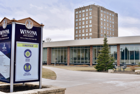 Winona State University’s Student Senate meets every Tuesday eve- ning, Jan. 18 being senate’s second meeting of the semester. Senate discussed a student-led vaccine incentive program that was tabled until Jan. 26’s meeting among other topics.