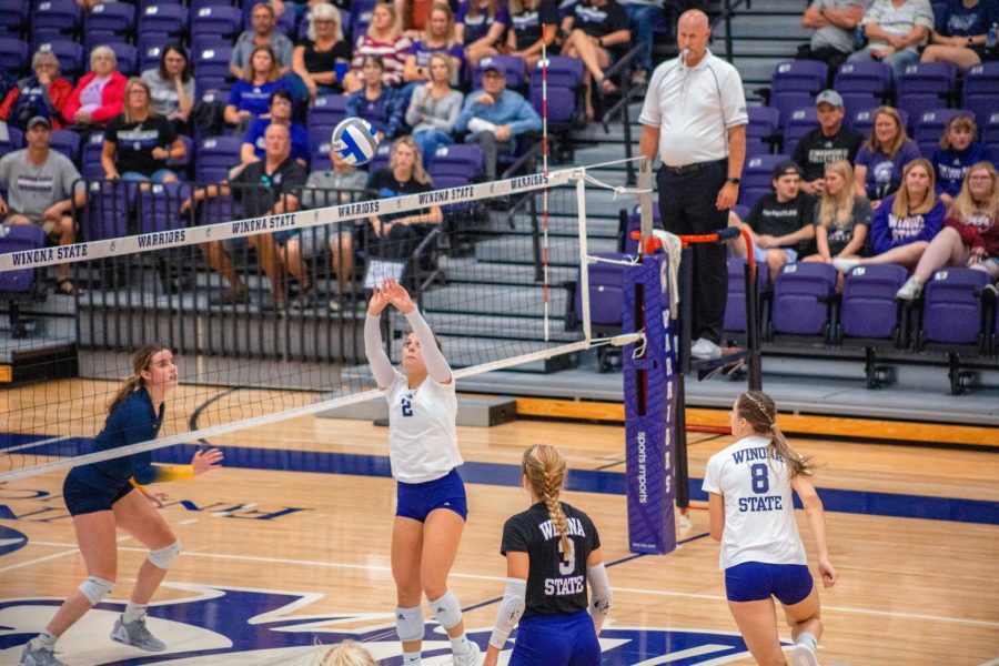 Freshman setter Jaci Winchell had her home debut with 31 assists and 14 digs. “I kind of just like fit in.” Winchell said about being able to blend and play well with the team so quickly. “And I try to be like, be a leader even though I am a freshman. That’s just what I have to do in order to be on the court.”