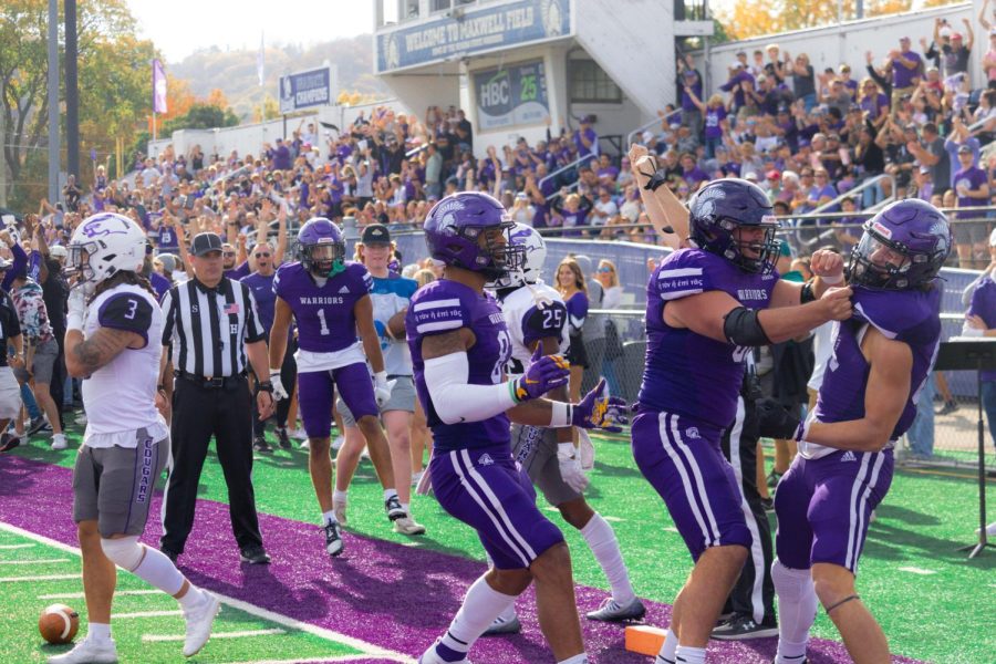 The+Winona+State+Warriors+played+University+of+Sioux+Falls+on+Oct.+22+for+their+homecoming+game.+Sioux+Falls+still+held+their+undefeated+title+going+into+Saturday%E2%80%99s+game+against+the+Winona+State+Warriors.+