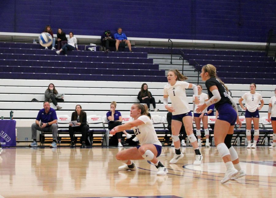 Winona State Volleyball during the Homecoming game against Concordia University. The Warriors fell to Wayne State College on Friday, Oct. 28 and Augustana University Saturday, Oct. 29. 