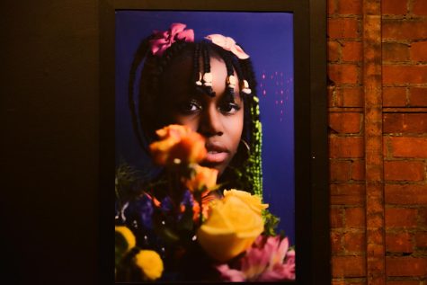 On Feb. 15, 2023, Ed’s No Name Bar held an exhibition for La Vonte Thompson’s latest installment of “GIVE ME MY FLOWERS” which focused primarily on black women and girls. 