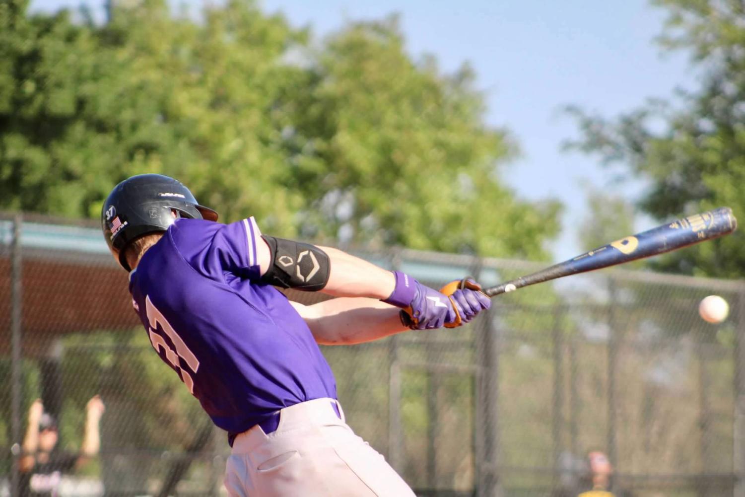 Baseball splits the RussMatt Invitational in Florida The Winonan