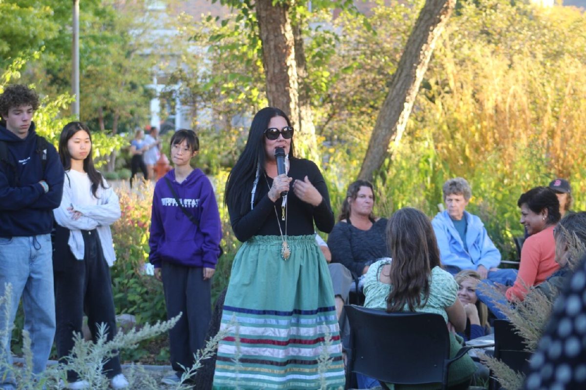 Nicky Buck shares her special connection to the plants with an interested audience of students and community members alike. 