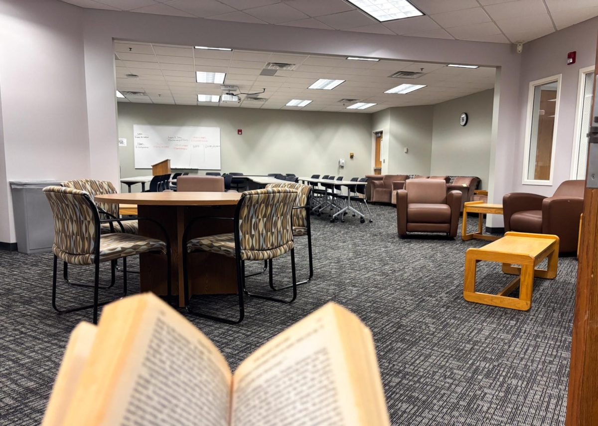 The Minné Lounge has had heavy renovations over summer 2025, including knocking down a wall that existed between it and a classroom which now leaves the two spaces connected. 